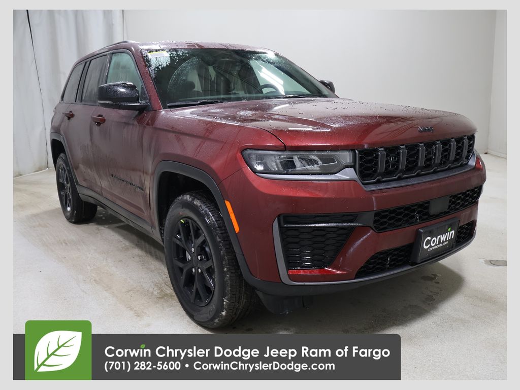 2026 Jeep Grand Cherokee Laredo Altitude 4x4's photo