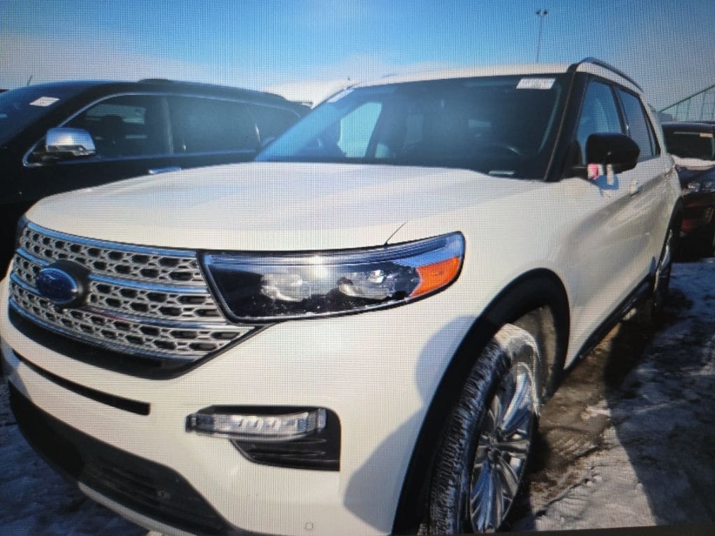 2022 Ford Explorer Limited photo 2