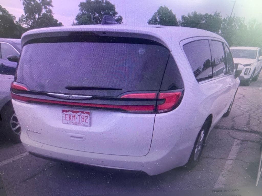Vehicle Image 2