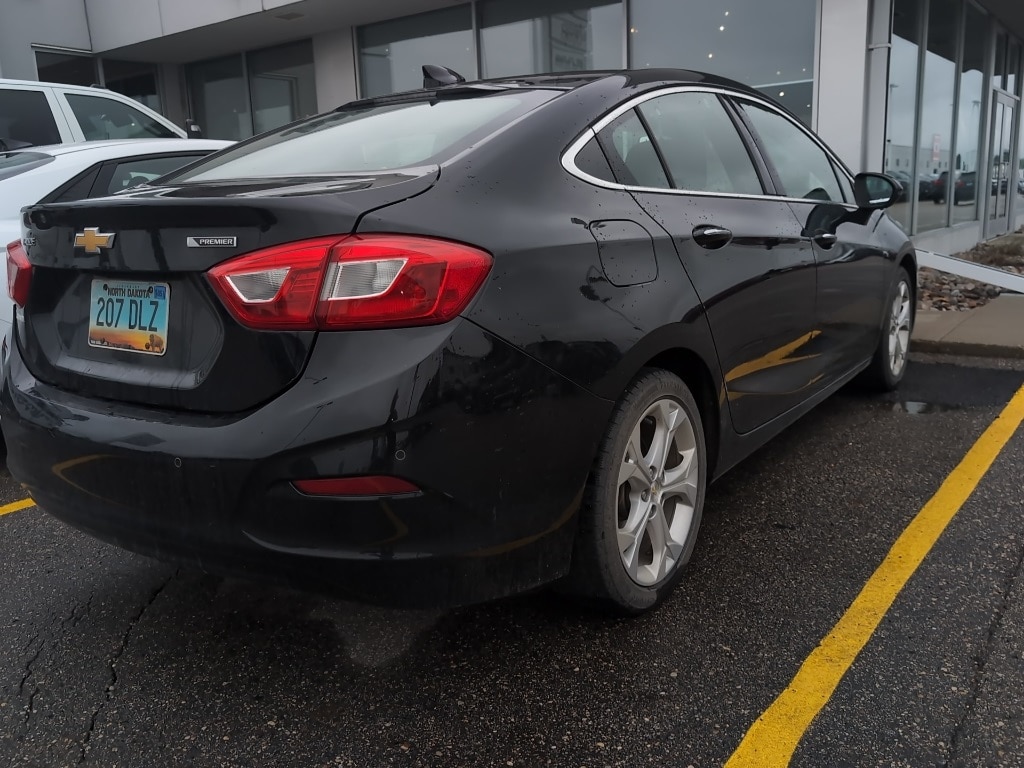 Used 2017 Chevrolet Cruze Premier with VIN 1G1BF5SM4H7188649 for sale in Fargo, ND