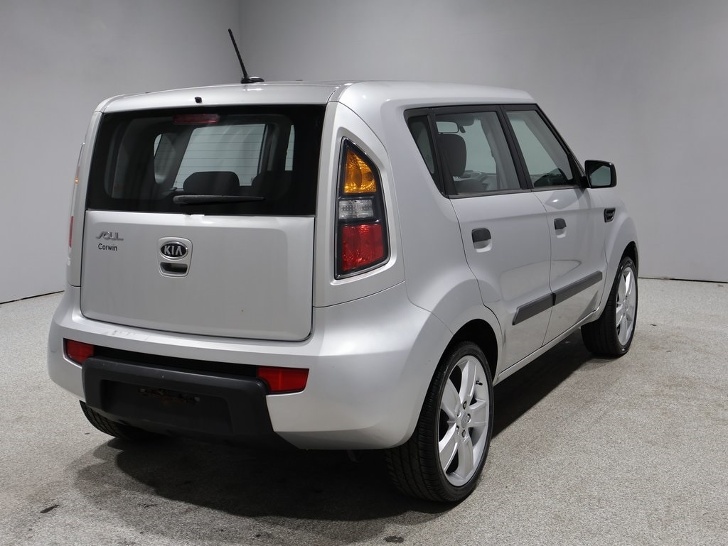 Used 2010 Kia Soul Base Hatchback