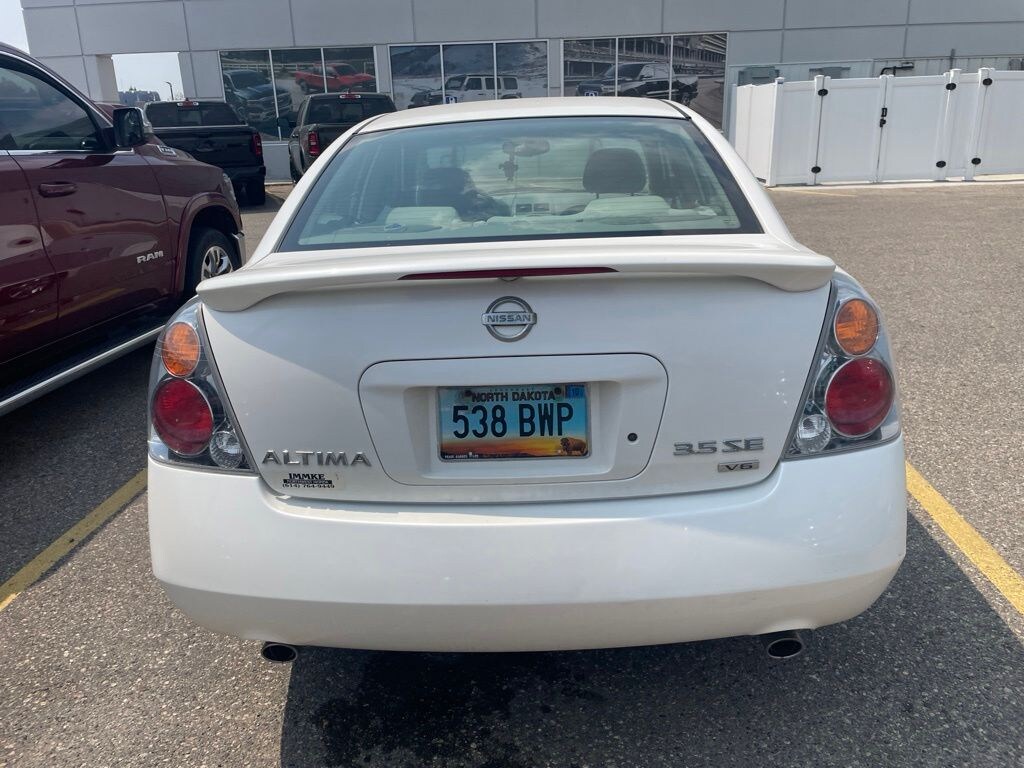 Used 2003 Nissan Altima 3.5 SE Sedan
