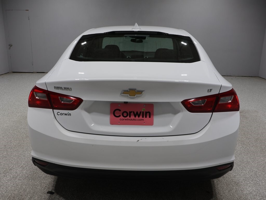 2023 Chevrolet Malibu 1LT photo 3