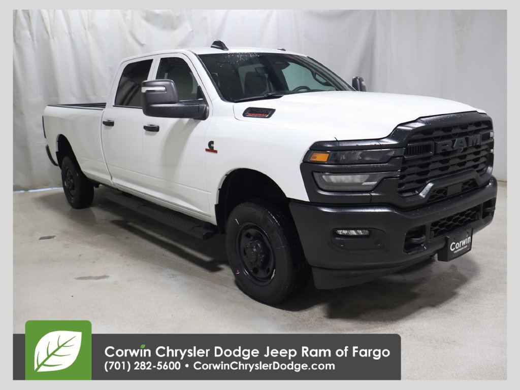 2026 Ram 2500 TRADESMAN CREW CAB 4X4 Pickup