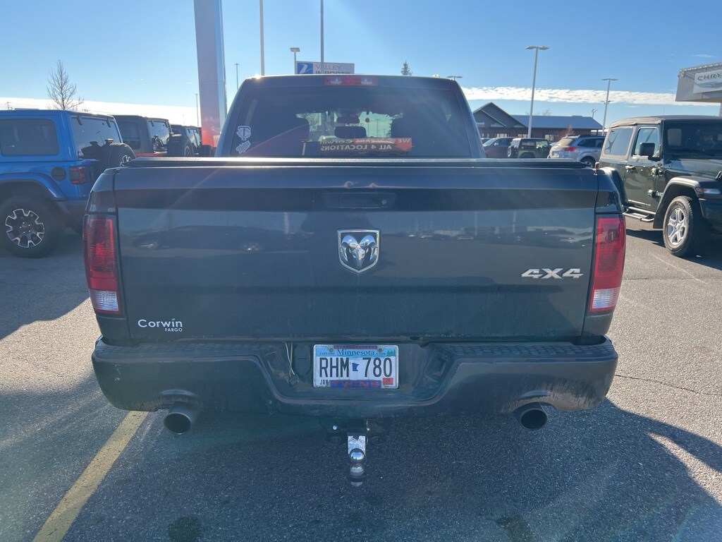 2017 Ram 1500 Tradesman photo 3