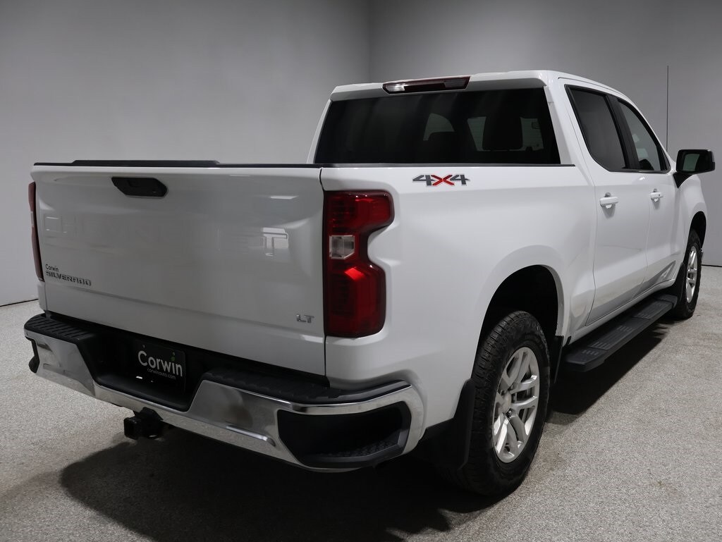 2021 Chevrolet Silverado 1500 LT photo 2