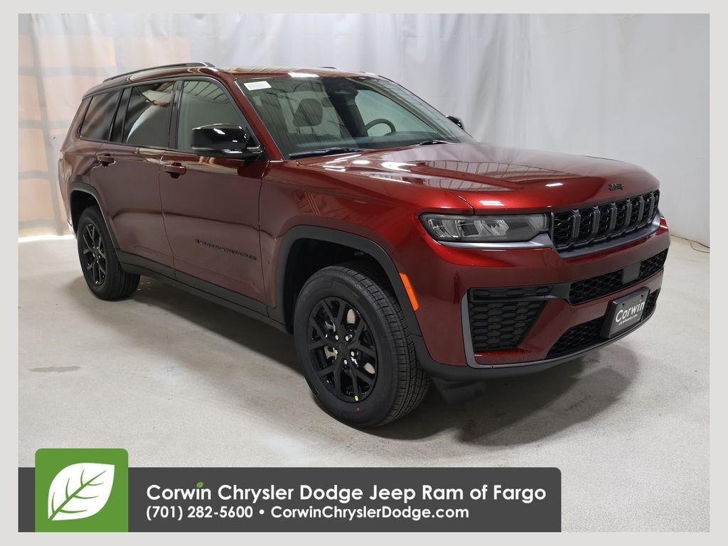 2026 Jeep Grand Cherokee L Laredo Altitude 4x4's photo