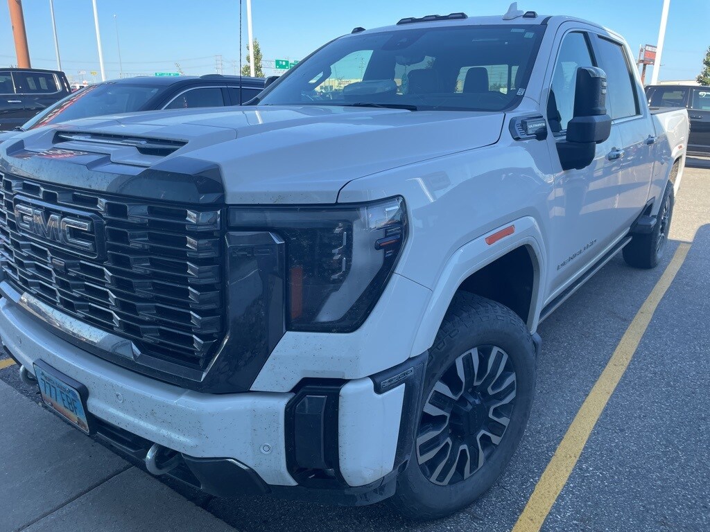 2024 Gmc Sierra 2500 HD Denali Ultimate photo 3