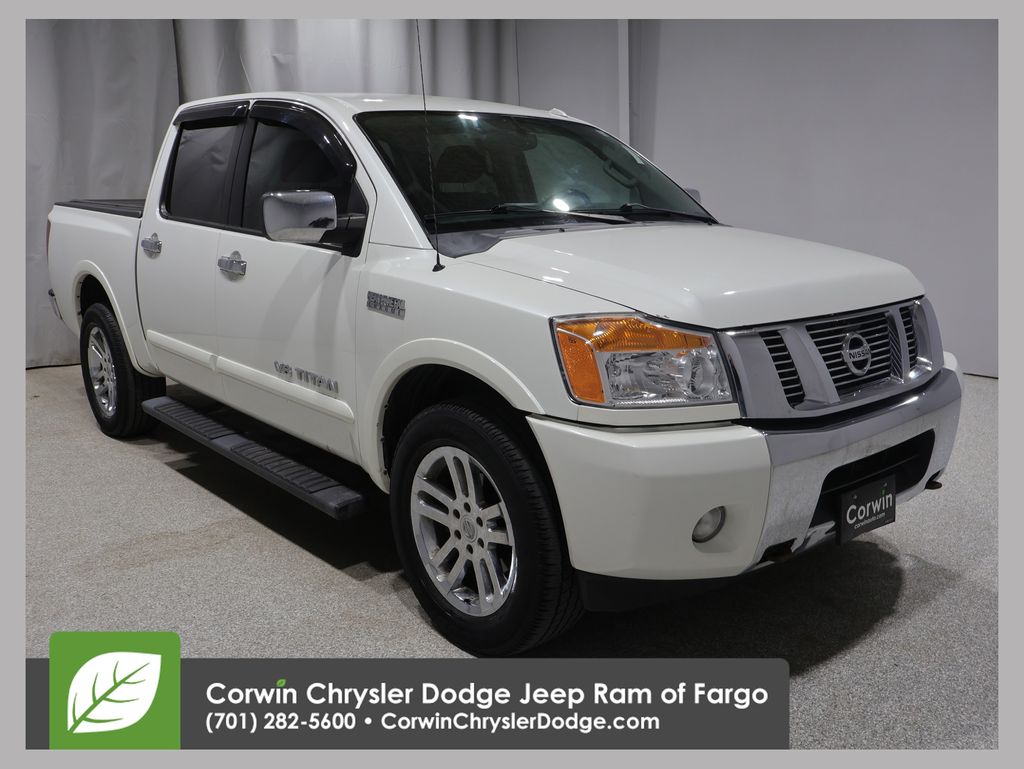 2014 Nissan Titan SL 4X4 Crew Cab SWB's photo