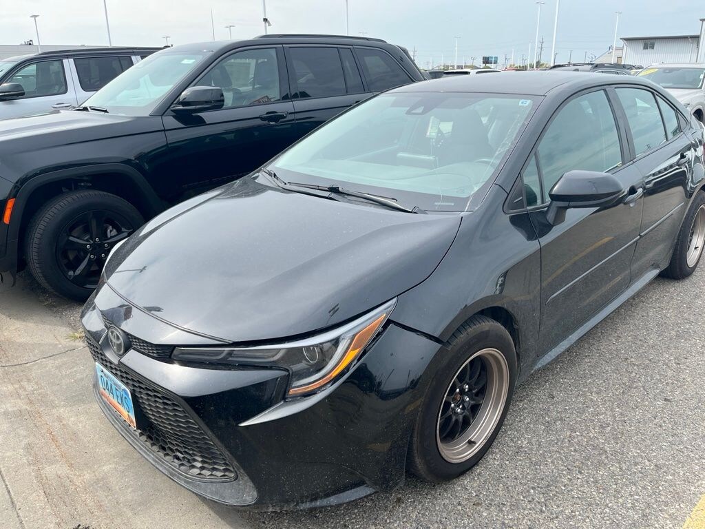 Used 2020 Toyota Corolla LE Sedan