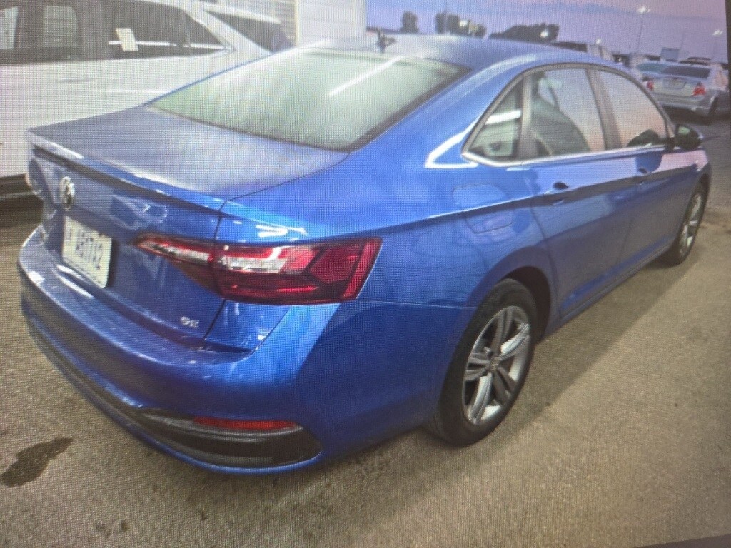 2024 Volkswagen Jetta 1.5T SE photo 3