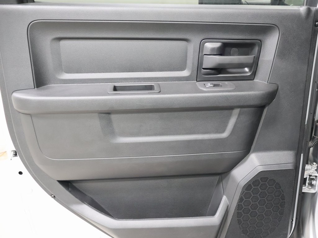 2026 RAM 3500 Tradesman - Photo 13