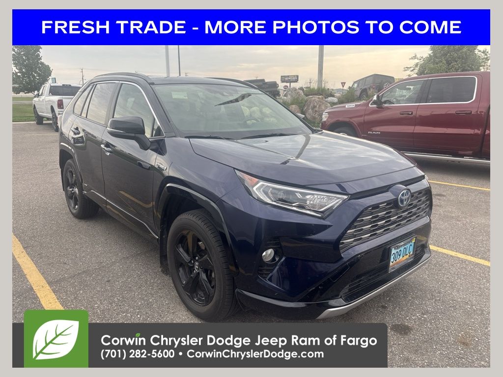 2019 Toyota RAV4 Hybrid XSE AWD's photo