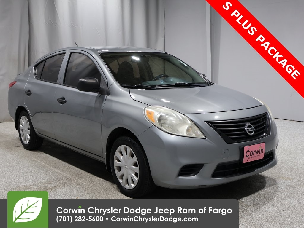 2014 Nissan Versa Sedan S Plus