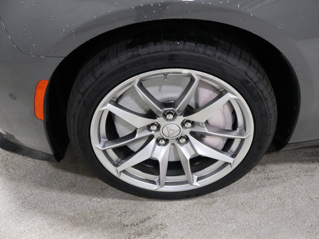 2026 Dodge Charger Daytona Scat Pack - Photo 9
