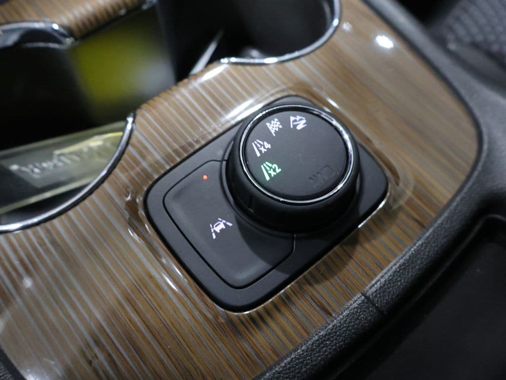 2023 GMC Acadia SLE - Photo 27