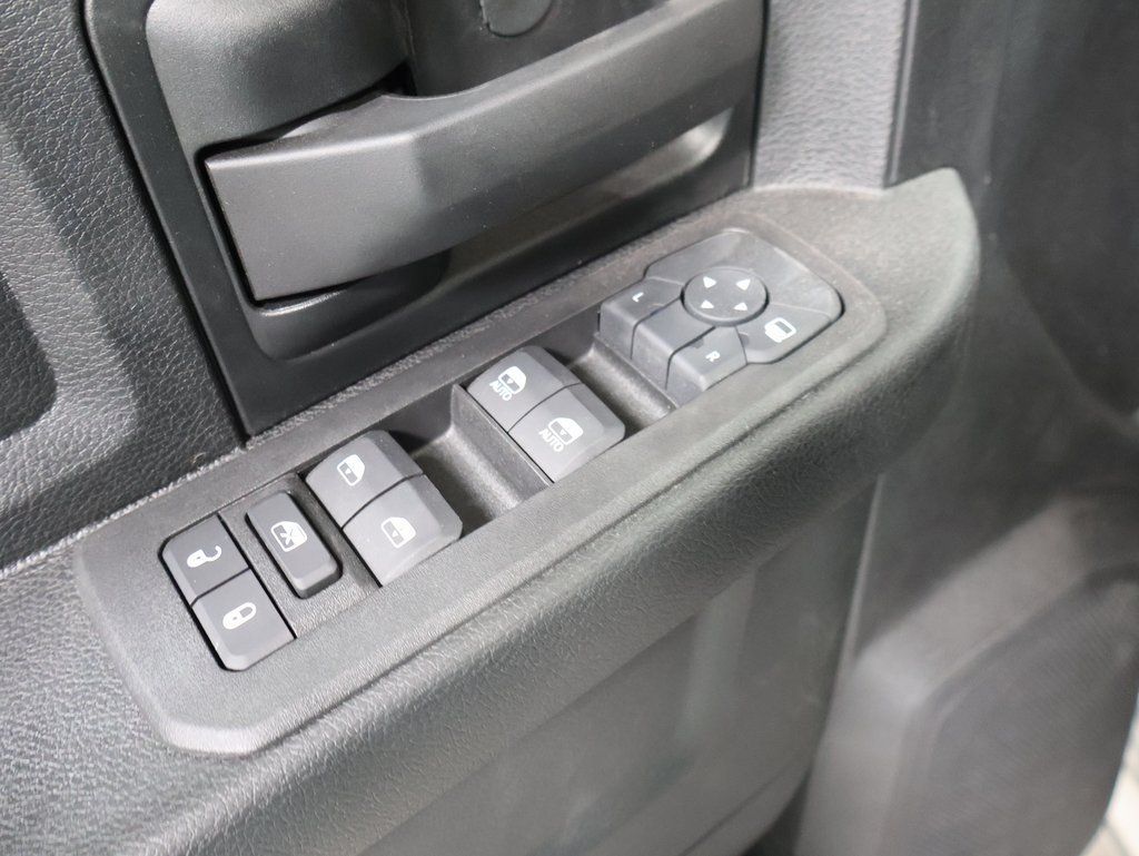 2026 RAM 3500 Tradesman - Photo 11