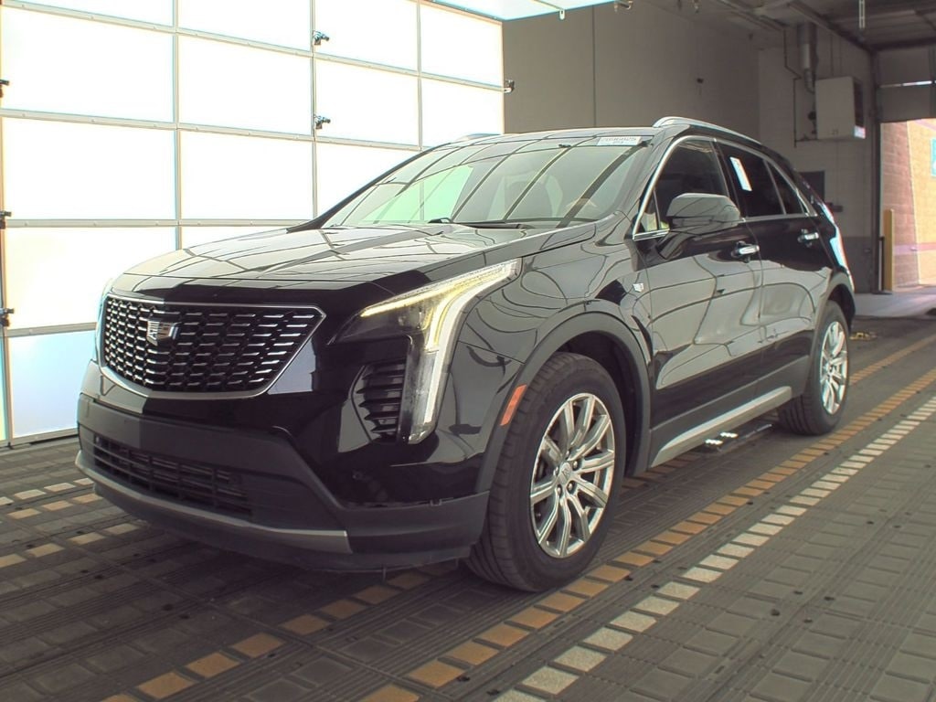 Used 2019 Cadillac XT4 Premium Luxury with VIN 1GYFZDR4XKF103823 for sale in Fargo, ND
