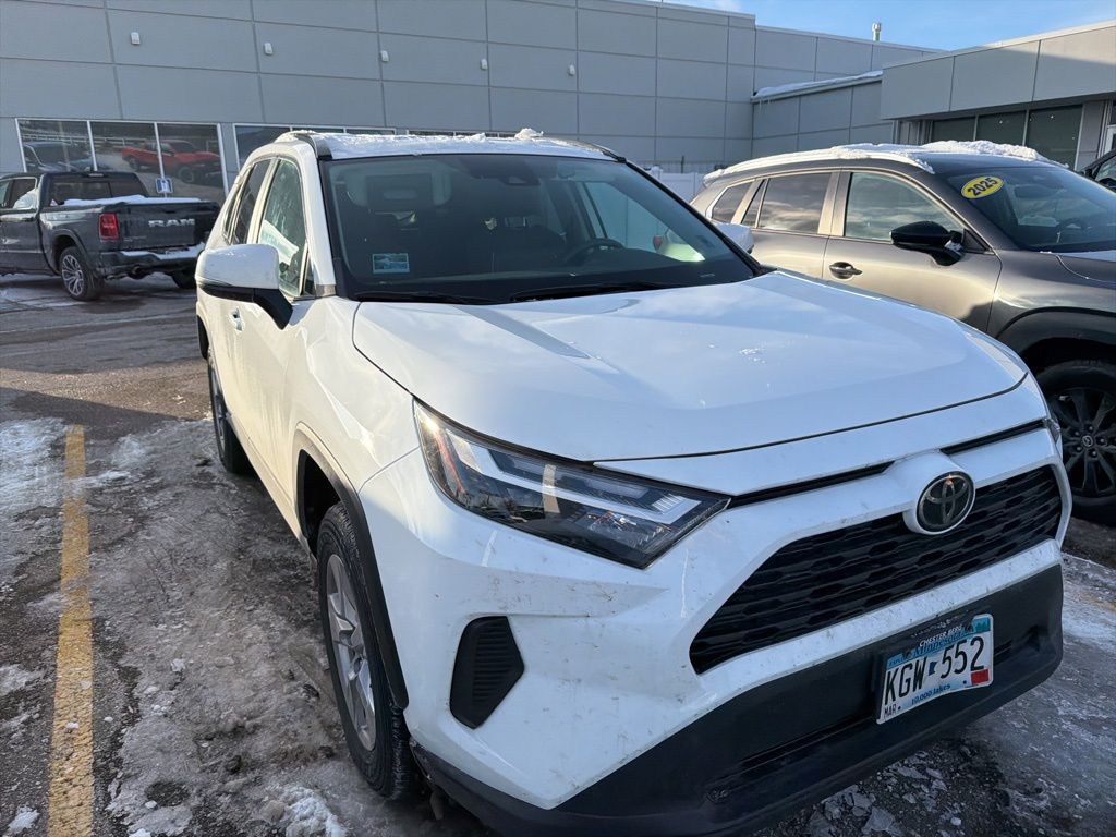 Used 2023 Toyota RAV4 XLE with VIN 2T3P1RFV5PW355531 for sale in Kansas City