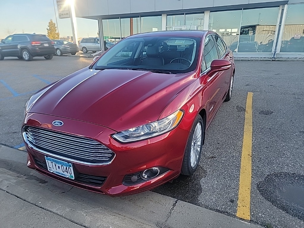 Used 2014 Ford Fusion Hybrid SE Sedan
