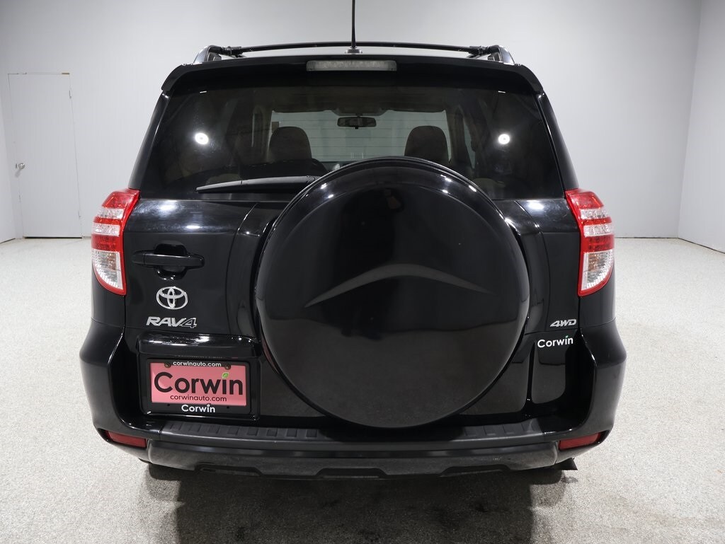 2011 Toyota RAV4 Base photo 3
