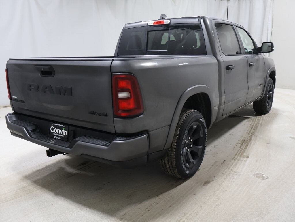 New 2025 Ram 1500 BIG HORN CREW CAB 4X4 5'7 BOX Fargo ND Serving West