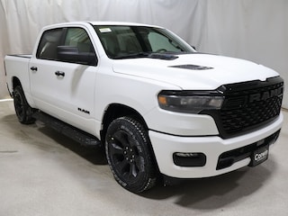 2026 Ram 1500 EXPRESS CREW CAB 4X4 5'7 BOX Pickup