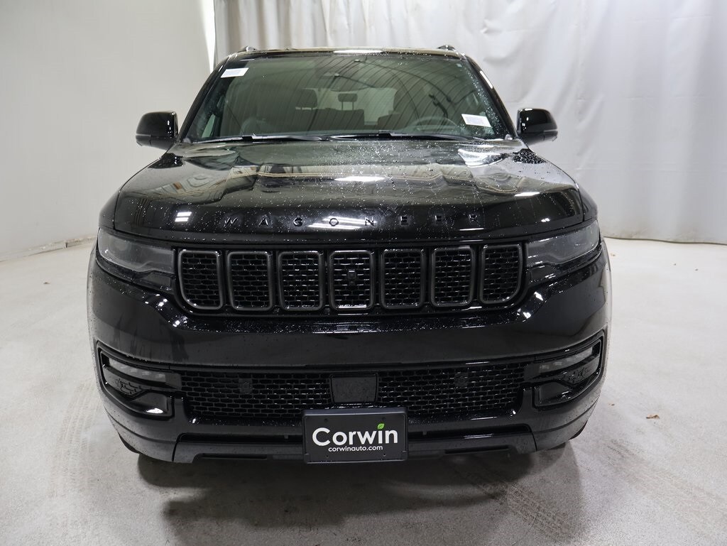 2025 Jeep Wagoneer Carbide photo 2