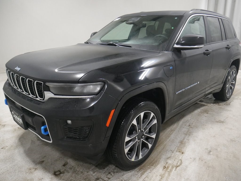 2024 Jeep Grand Cherokee 4xe Overland photo 3