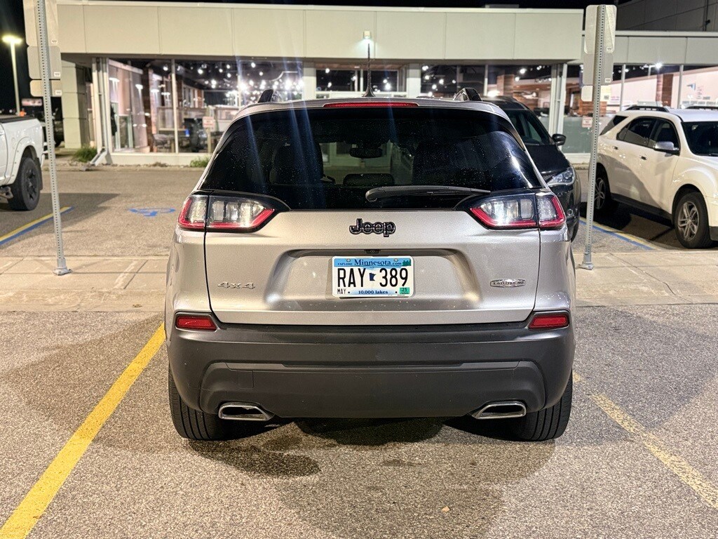 Used 2022 Jeep Cherokee Latitude Lux SUV