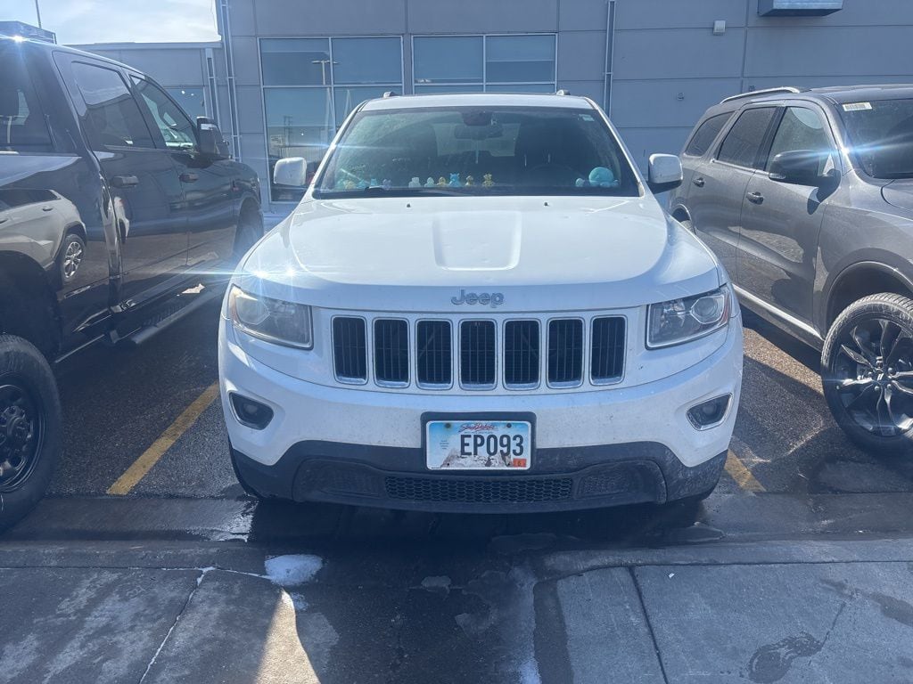 Used 2014 Jeep Grand Cherokee Laredo with VIN 1C4RJFAG6EC144306 for sale in Fargo, ND