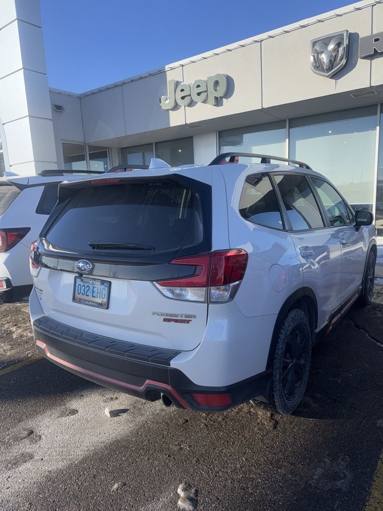 2021 Subaru Forester Sport photo 2