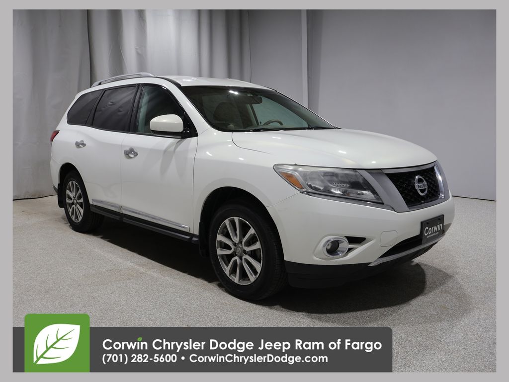 2014 Nissan Pathfinder SL 4WD's photo