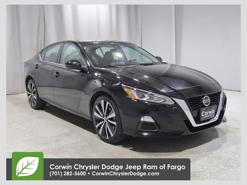 Used 2021 Nissan Altima 2.5 SR Sedan