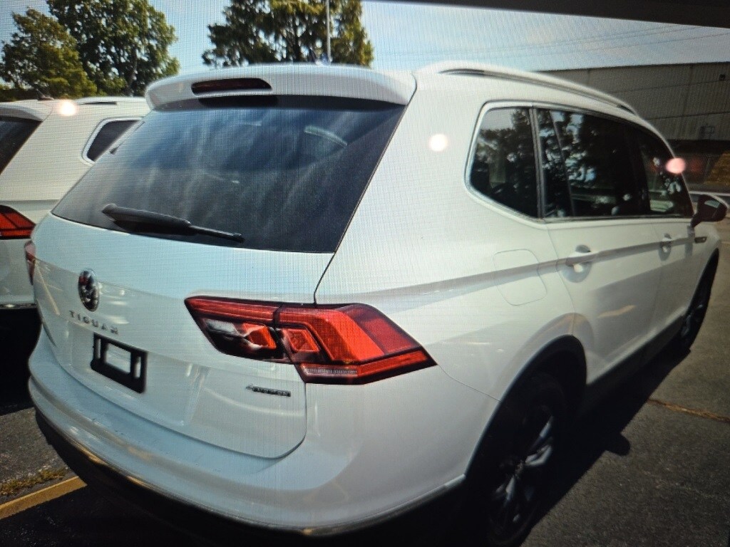 2024 Volkswagen Tiguan SE Wolfsburg Edition photo 3