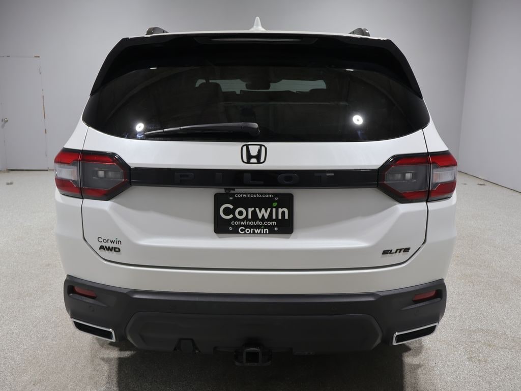 Used 2023 Honda Pilot Elite SUV