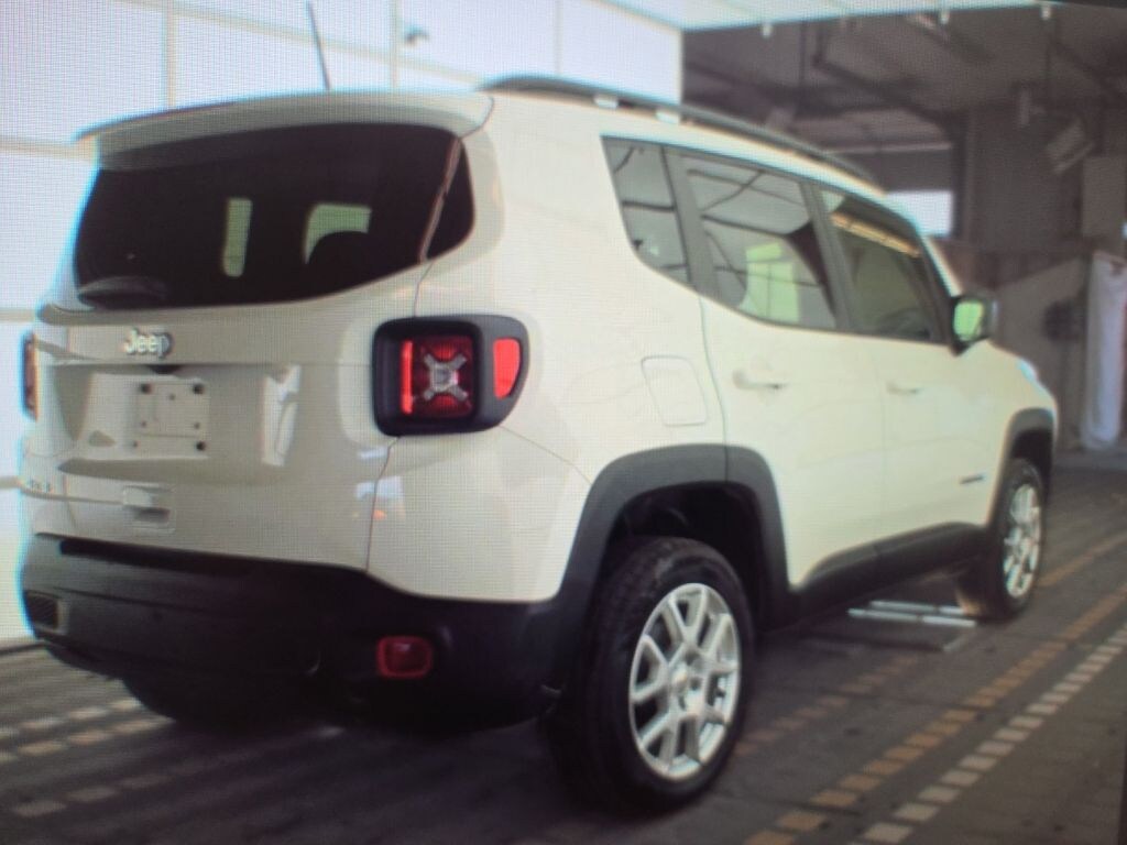 Used 2023 Jeep Renegade Latitude SUV