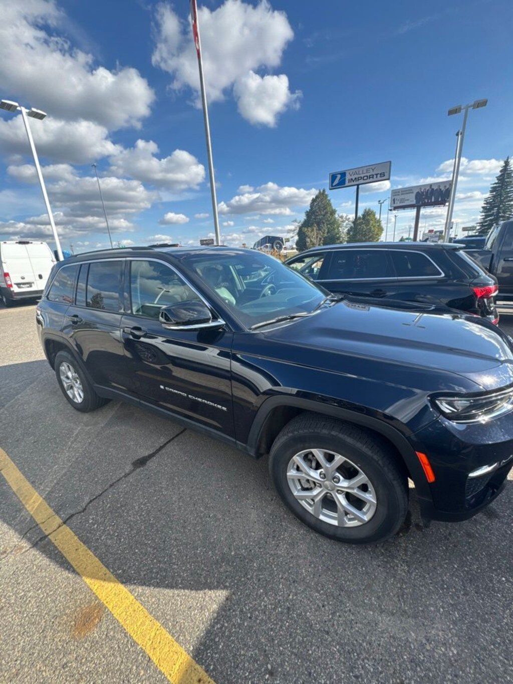 Used 2023 Jeep Grand Cherokee Limited SUV