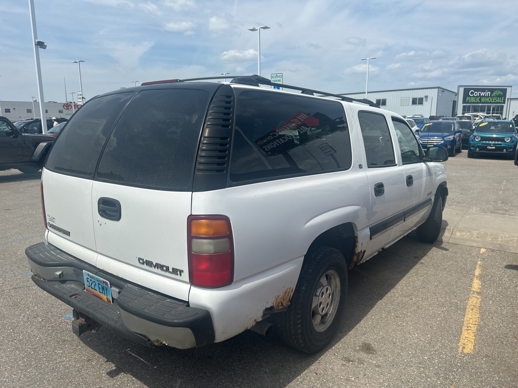 Used 2000 Chevrolet Suburban Base with VIN 3GNFK16T3YG160514 for sale in Fargo, ND