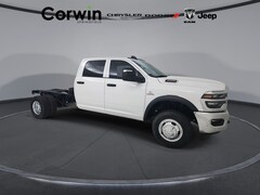 2026 Ram 3500 Chassis Cab Tradesman/Big Horn Truck Crew Cab