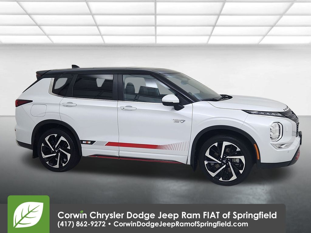 2024 Mitsubishi Outlander Plug-in Hybrid RALLIART's photo