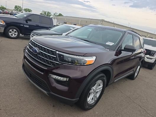 2023 Ford Explorer XLT 4WD's photo