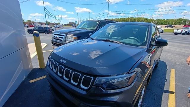 2022 Jeep Compass Sport's photo