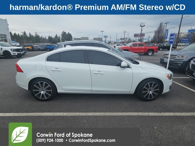 2016 Volvo S60 Inscription T5 photo 3