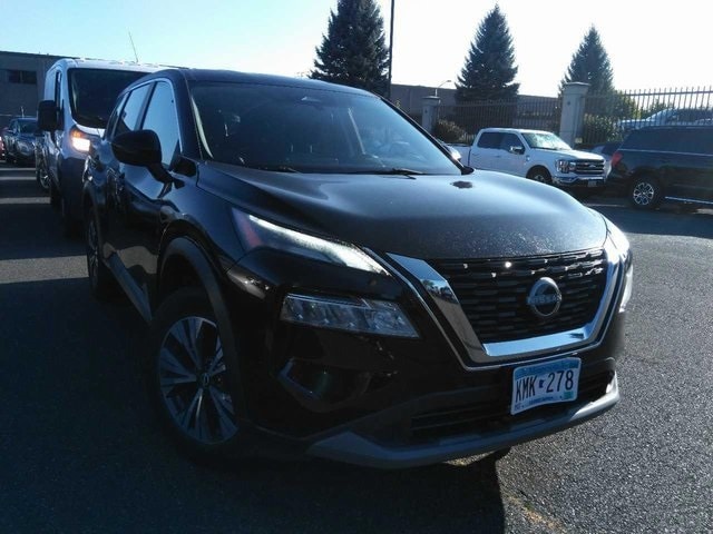 Used 2023 Nissan Rogue SV with VIN JN8BT3BBXPW470340 for sale in Fargo, ND