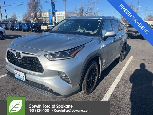 2021 Toyota Highlander XLE's photo