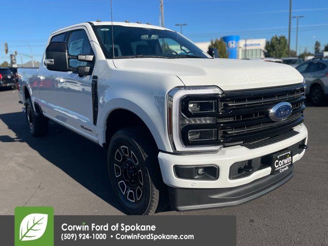 2026 Ford F-250 Super Duty Platinum's photo