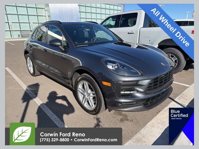 2021 Porsche Macan -'s photo