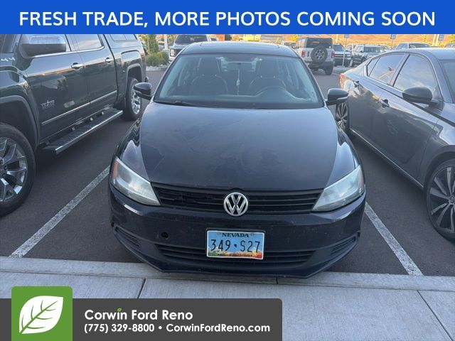 Used 2011 Volkswagen Jetta SE with VIN 3VWDZ7AJ8BM334507 for sale in Fargo, ND