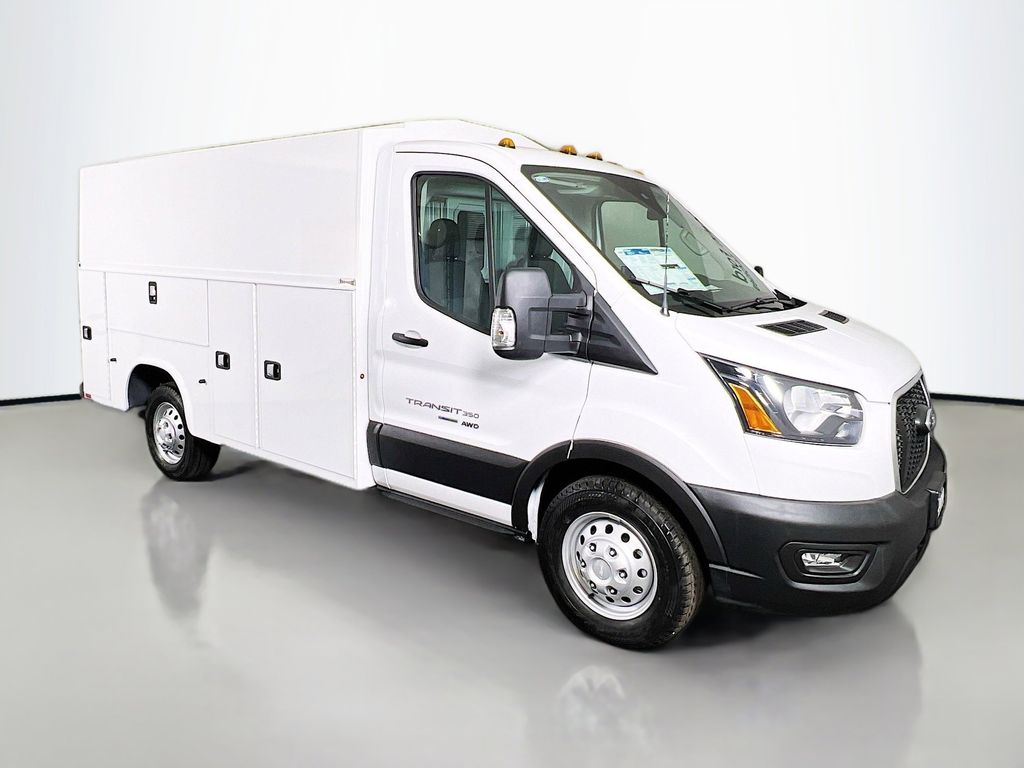 2024 Ford Transit Cutaway